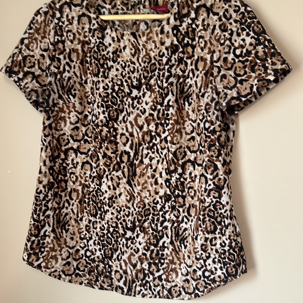 Leopard 🐆 Top - Picture 2 of 2